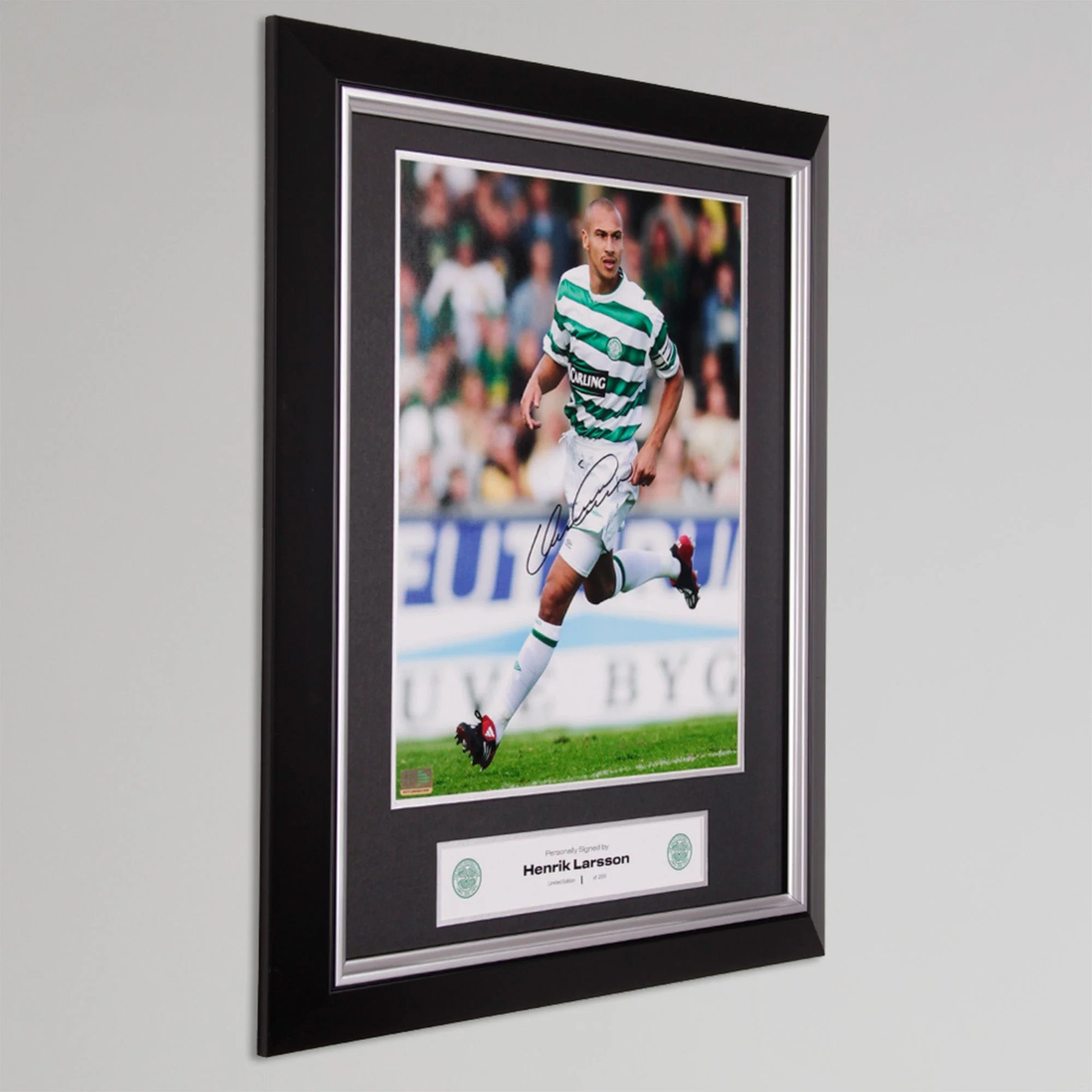 Celtic Henrik Larsson Portrait Print - Image 2