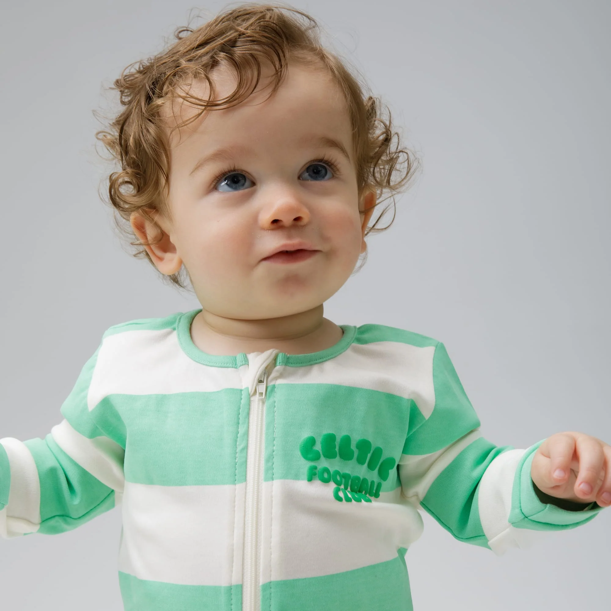 Celtic Infant Green Sleepsuit - Image 4
