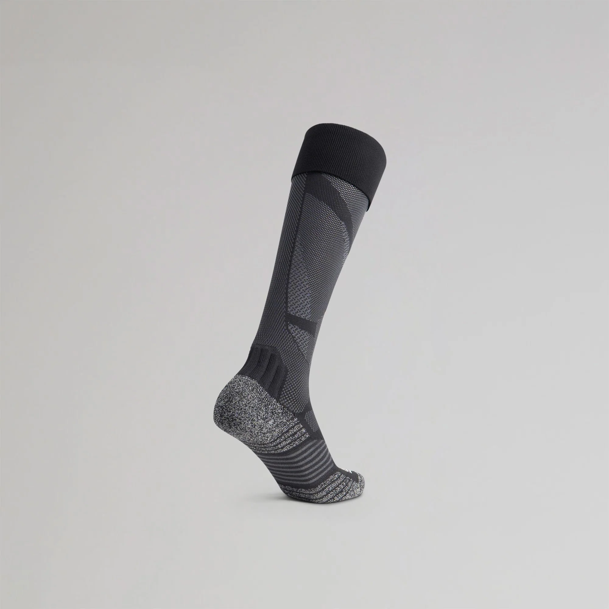 Celtic Junior 2026/27 Third Goalkeeper Socks - Image 4