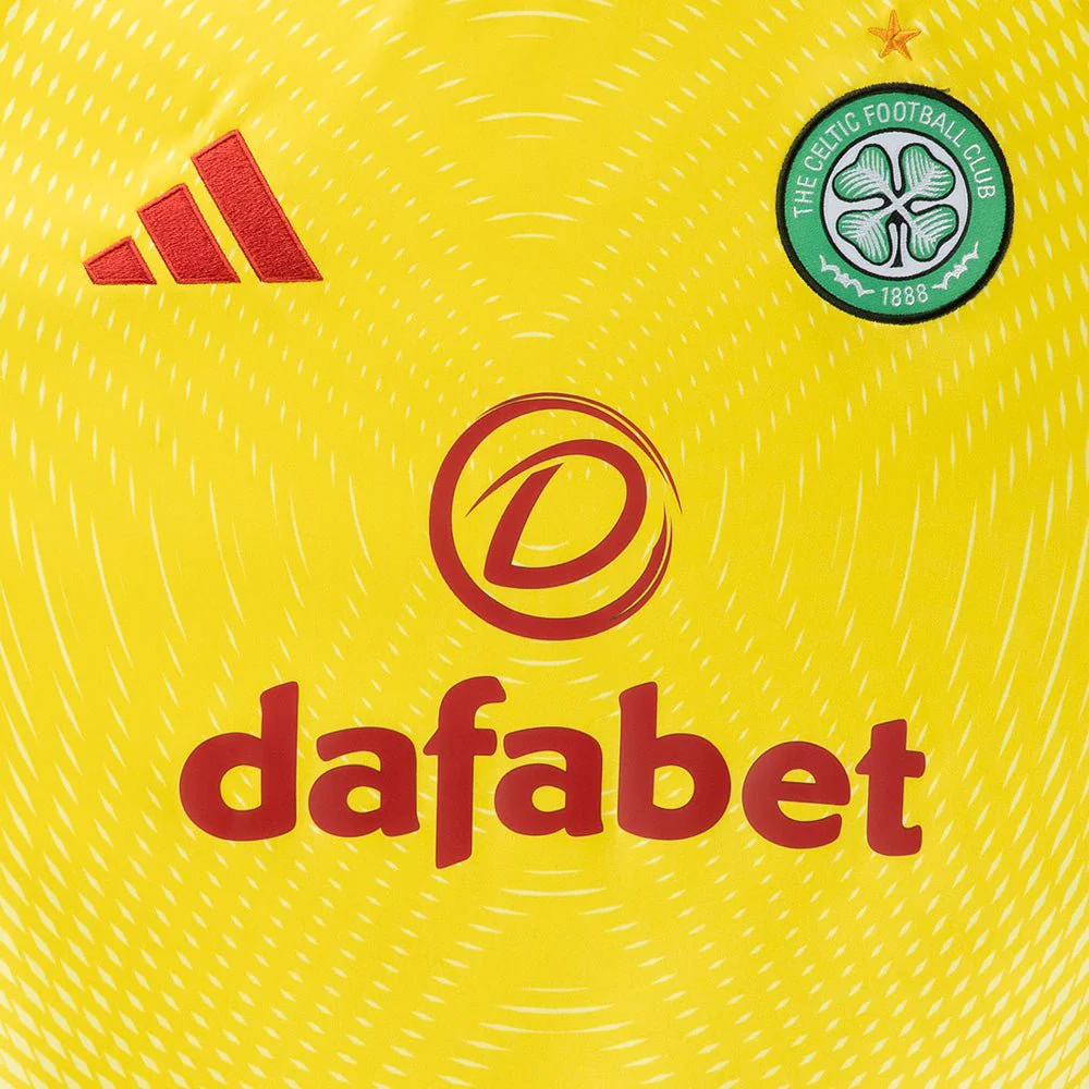 Celtic Men's 2025/26 Home Goalkeeper Long Sleeve Shirt - Image 3